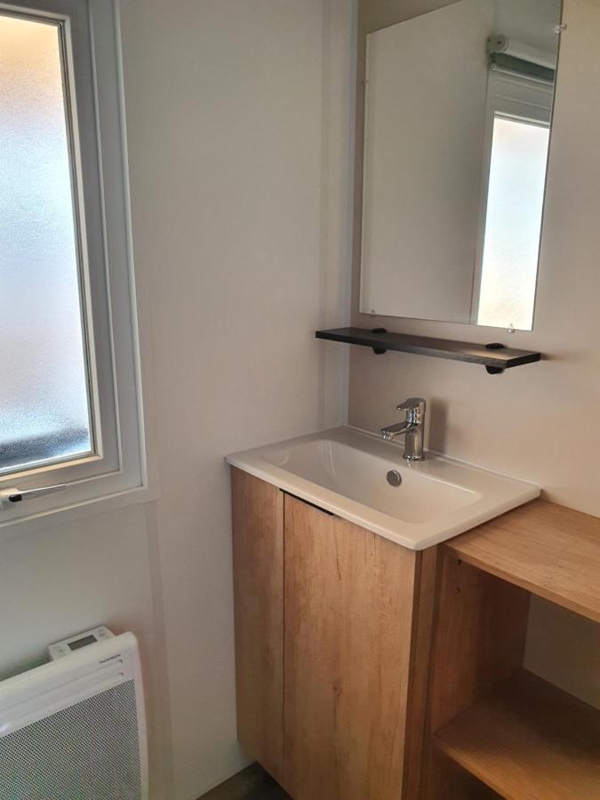 Mobilhome Camping Le Bosc Сен-Сиприен Экстерьер фото