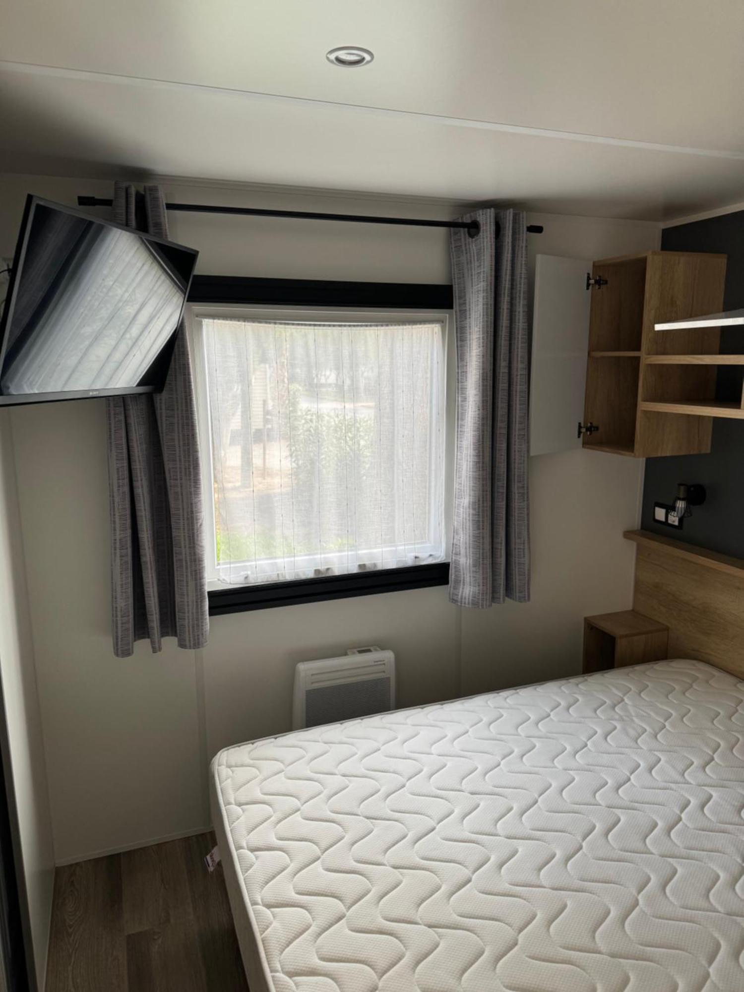 Mobilhome Camping Le Bosc Сен-Сиприен Экстерьер фото